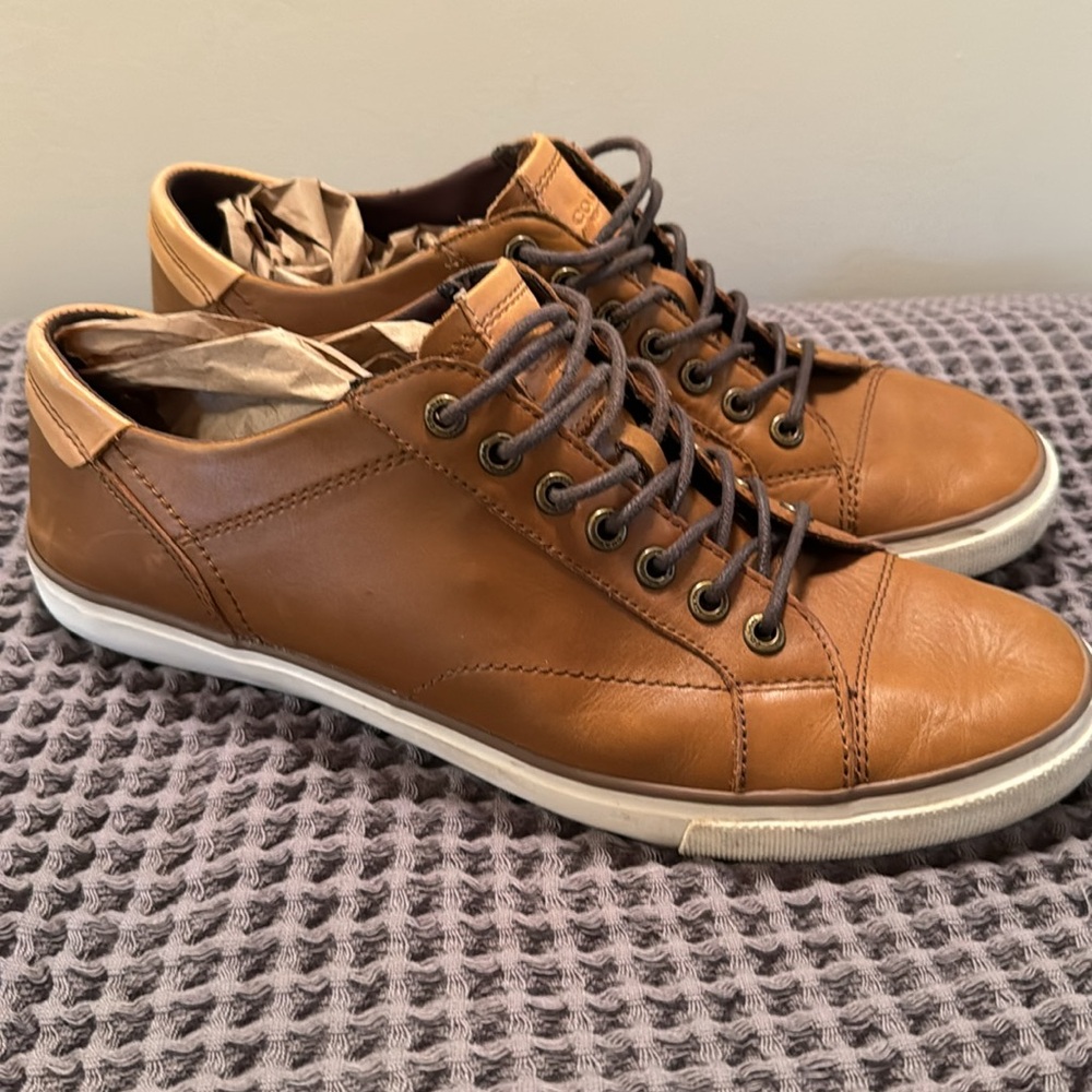 Coach Men's Tan Leather Sneakers - Picture 13 of 16